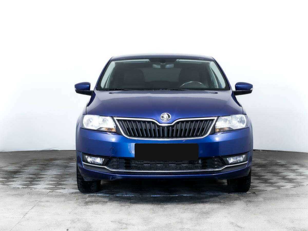Купить Skoda Rapid с пробегом. Фото: #1