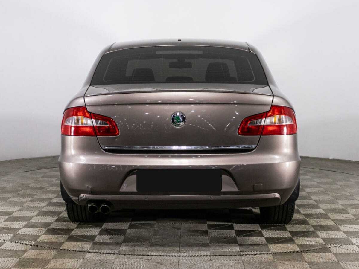Купить Skoda Superb с пробегом. Фото: #5