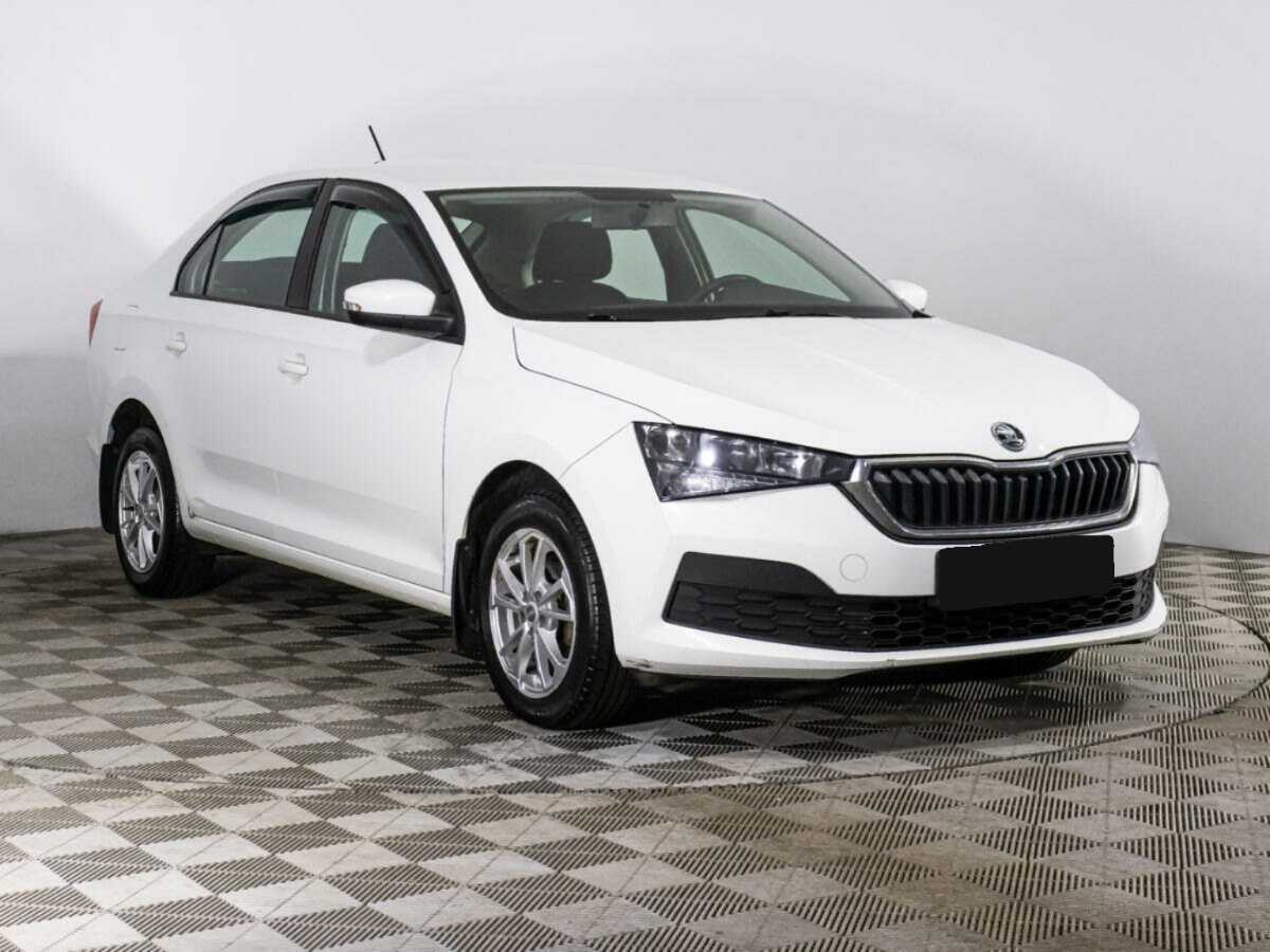 Купить Skoda Rapid с пробегом. Фото: #2