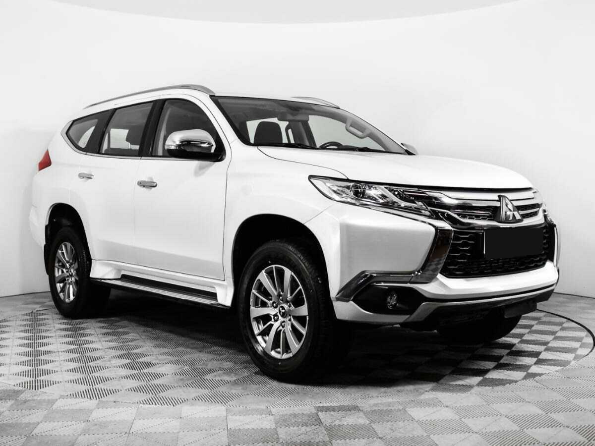 Купить Mitsubishi Pajero Sport с пробегом. Фото: #2