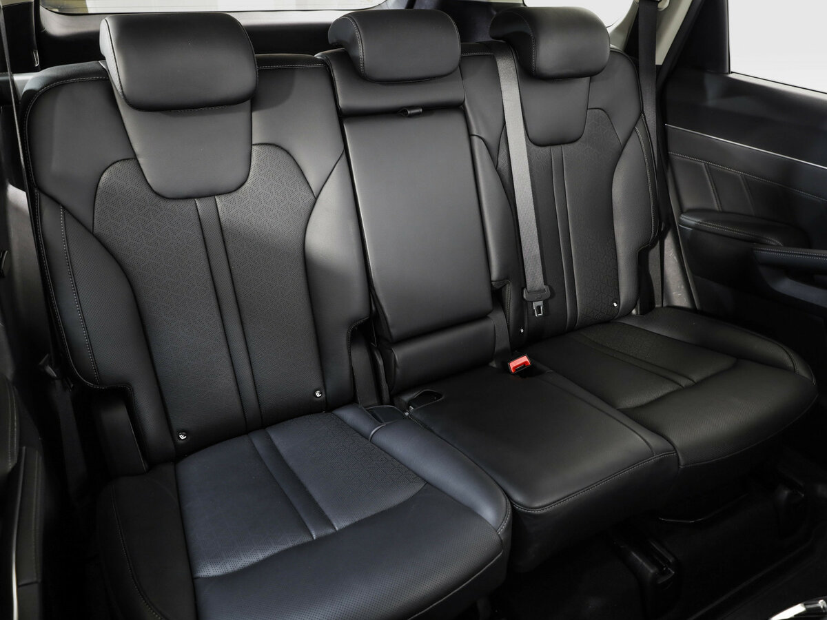 Купить Kia Sorento с пробегом. Фото: #26
