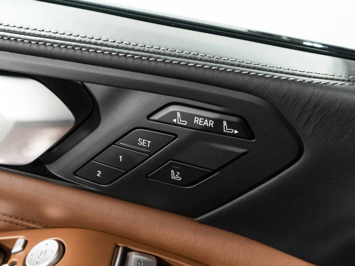 Купить BMW X7 с пробегом. Фото: #20