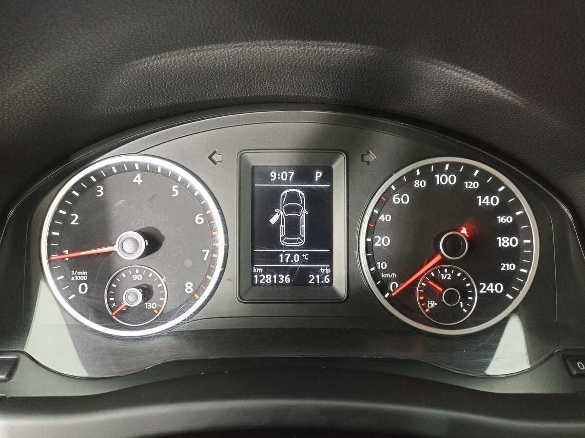 Купить Volkswagen Tiguan с пробегом. Фото: #8