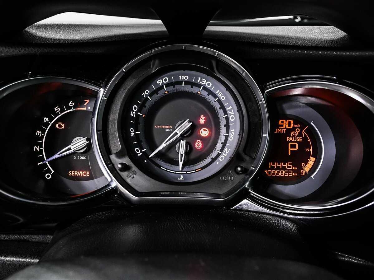 Купить Citroen DS3 с пробегом. Фото: #9