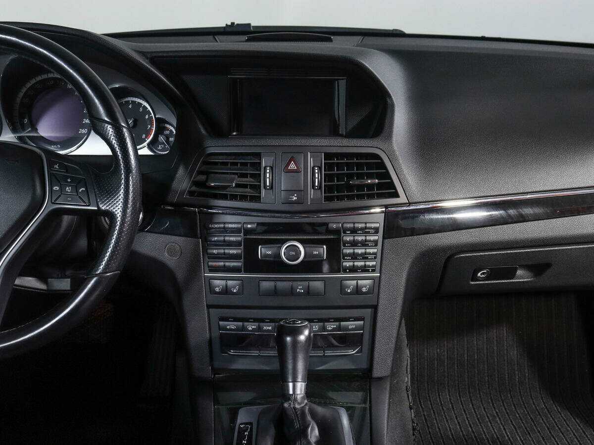 Купить Mercedes-Benz E-Класс с пробегом. Фото: #11