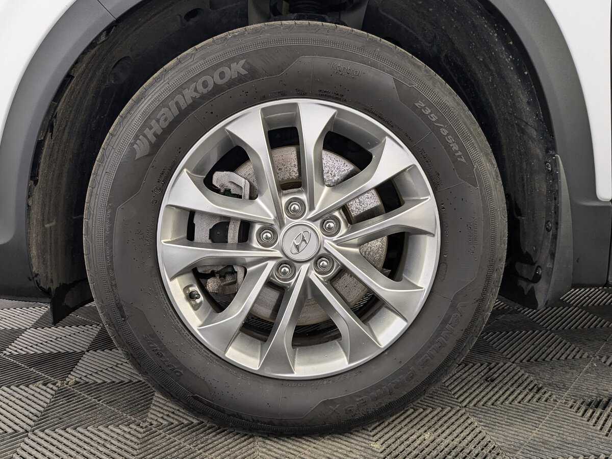 Купить Hyundai Santa Fe с пробегом. Фото: #11