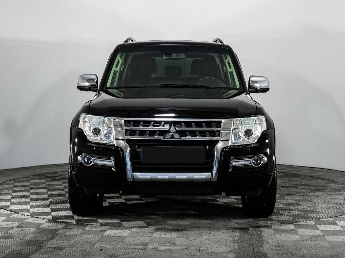 Купить Mitsubishi Pajero с пробегом. Фото: #1