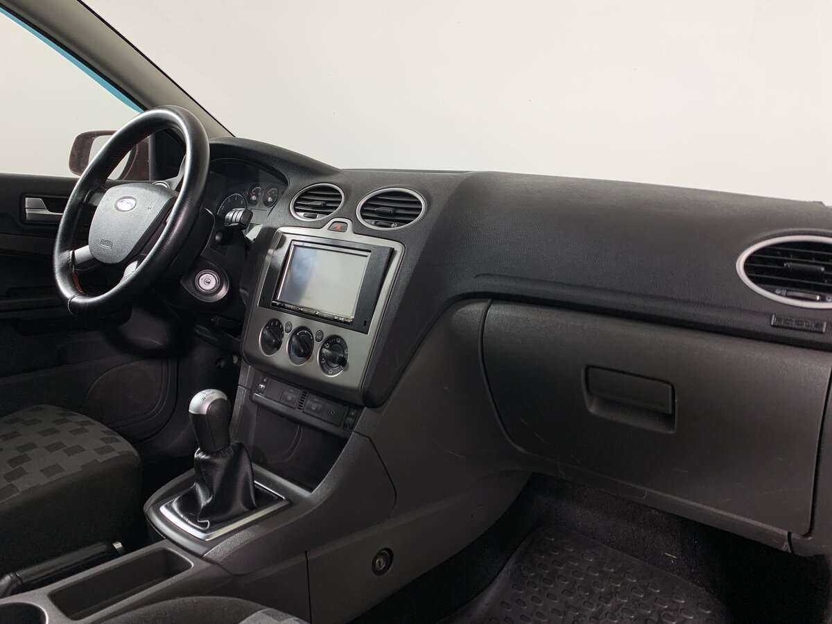 Купить Ford Focus с пробегом. Фото: #10