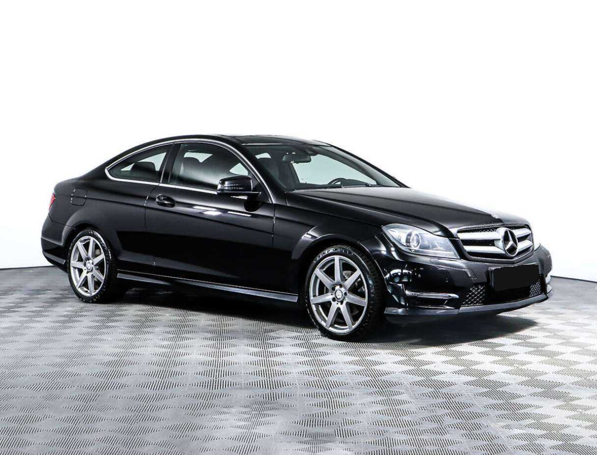 Купить Mercedes-Benz C-Класс с пробегом. Фото: #2