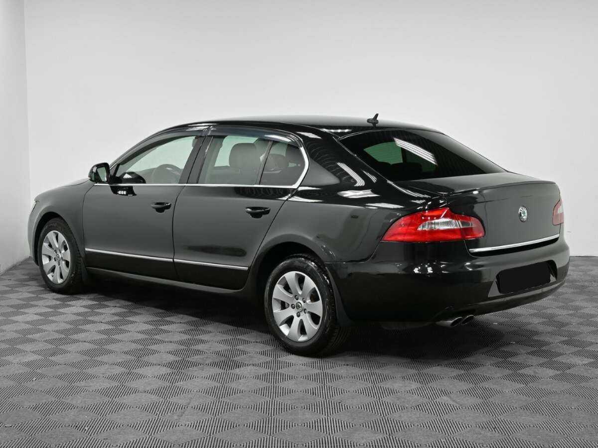 Купить Skoda Superb с пробегом. Фото: #3