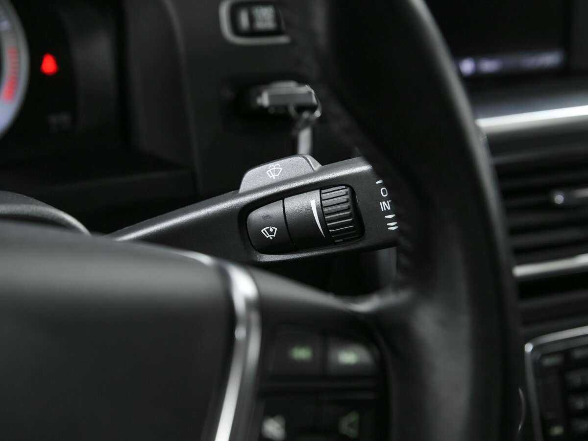 Купить Volvo S60 с пробегом. Фото: #8