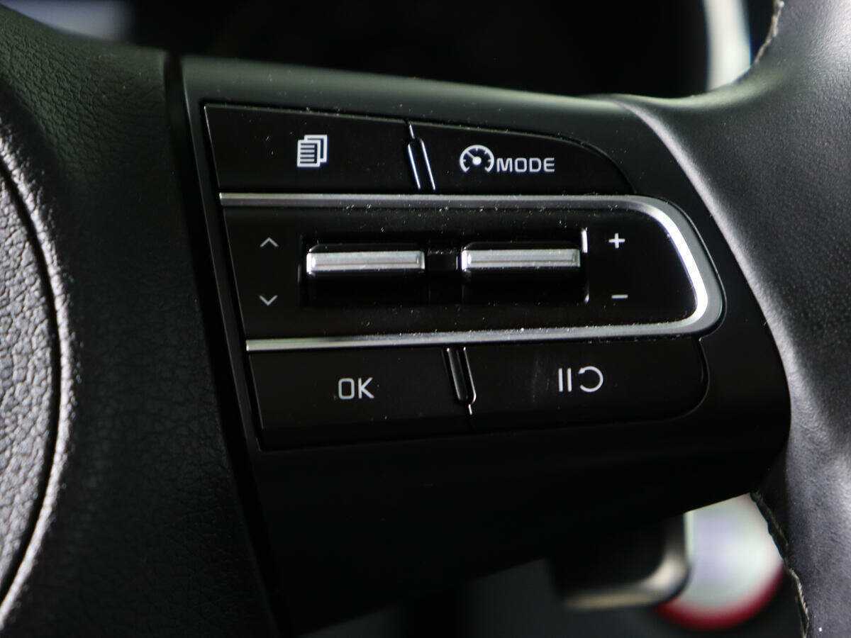 Купить Kia Stinger с пробегом. Фото: #20