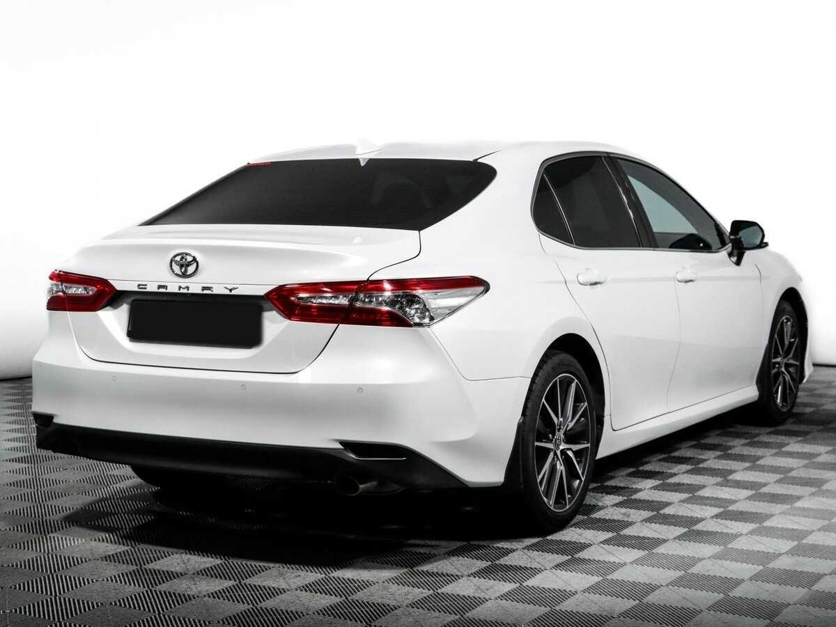 Купить Toyota Camry с пробегом. Фото: #4