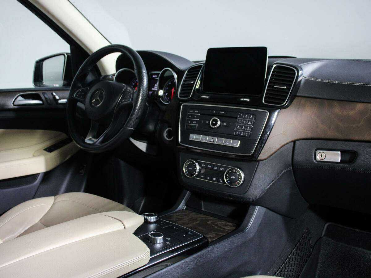 Купить Mercedes-Benz GLS с пробегом. Фото: #6