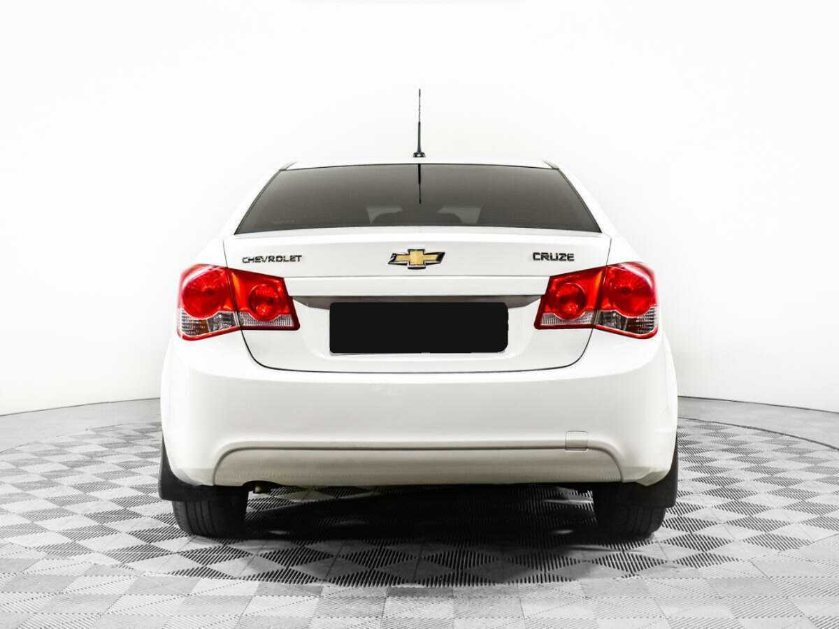 Купить Chevrolet Cruze с пробегом. Фото: #5
