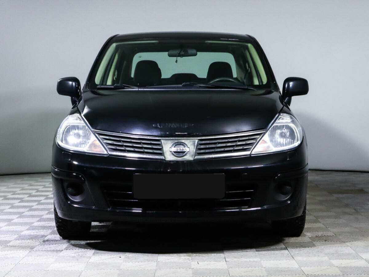Купить Nissan Tiida с пробегом. Фото: #1