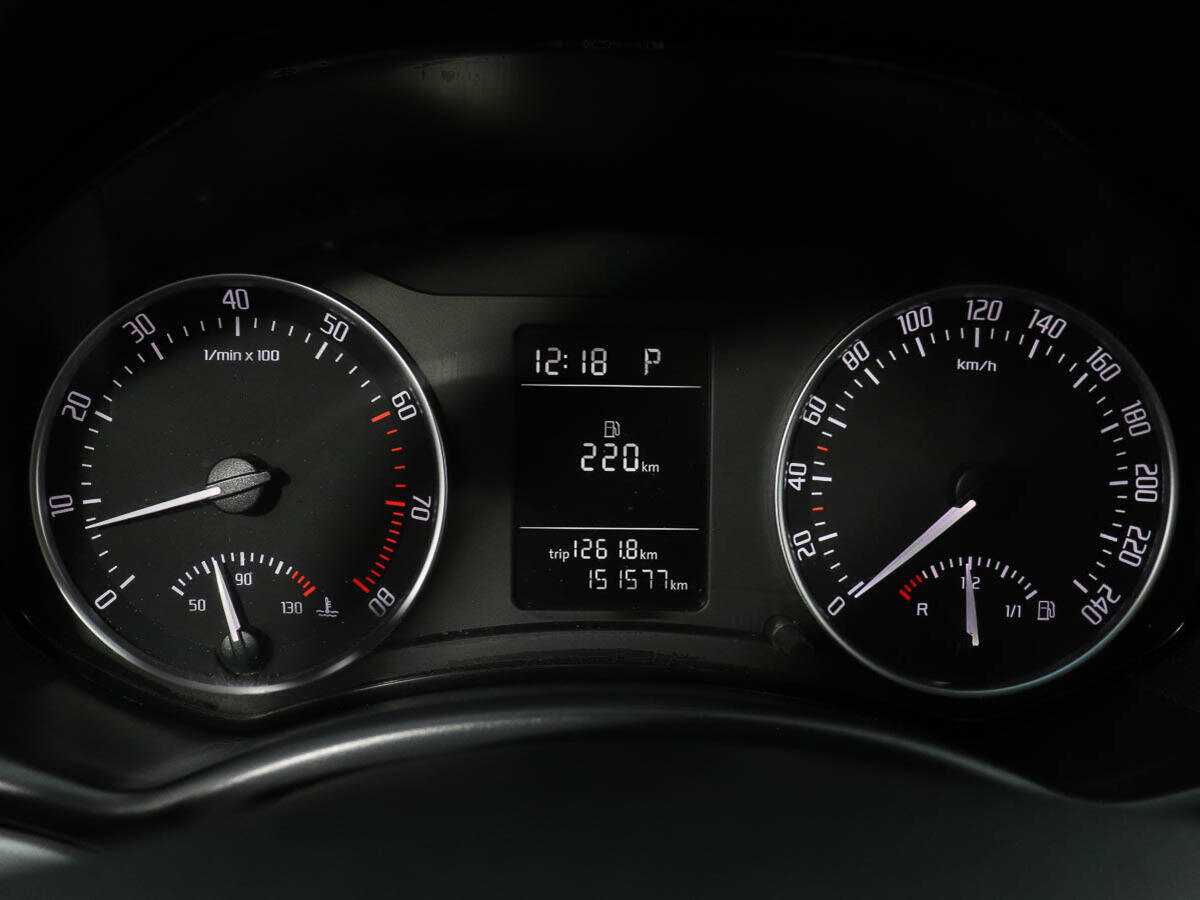 Купить Skoda Octavia с пробегом. Фото: #11