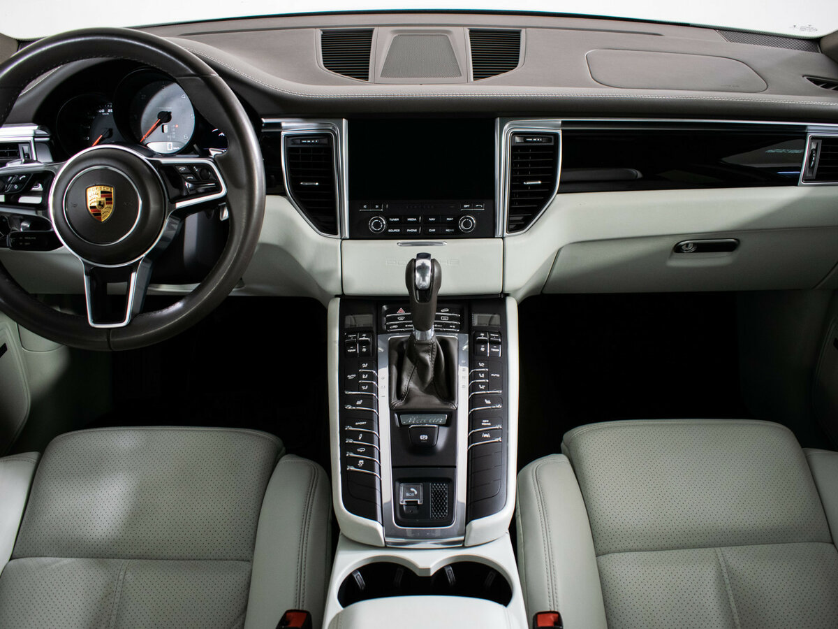 Купить Porsche Macan с пробегом. Фото: #11