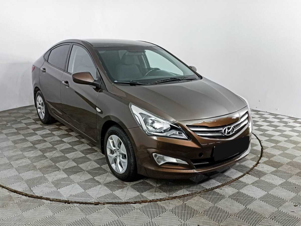 Купить Hyundai Solaris с пробегом. Фото: #2