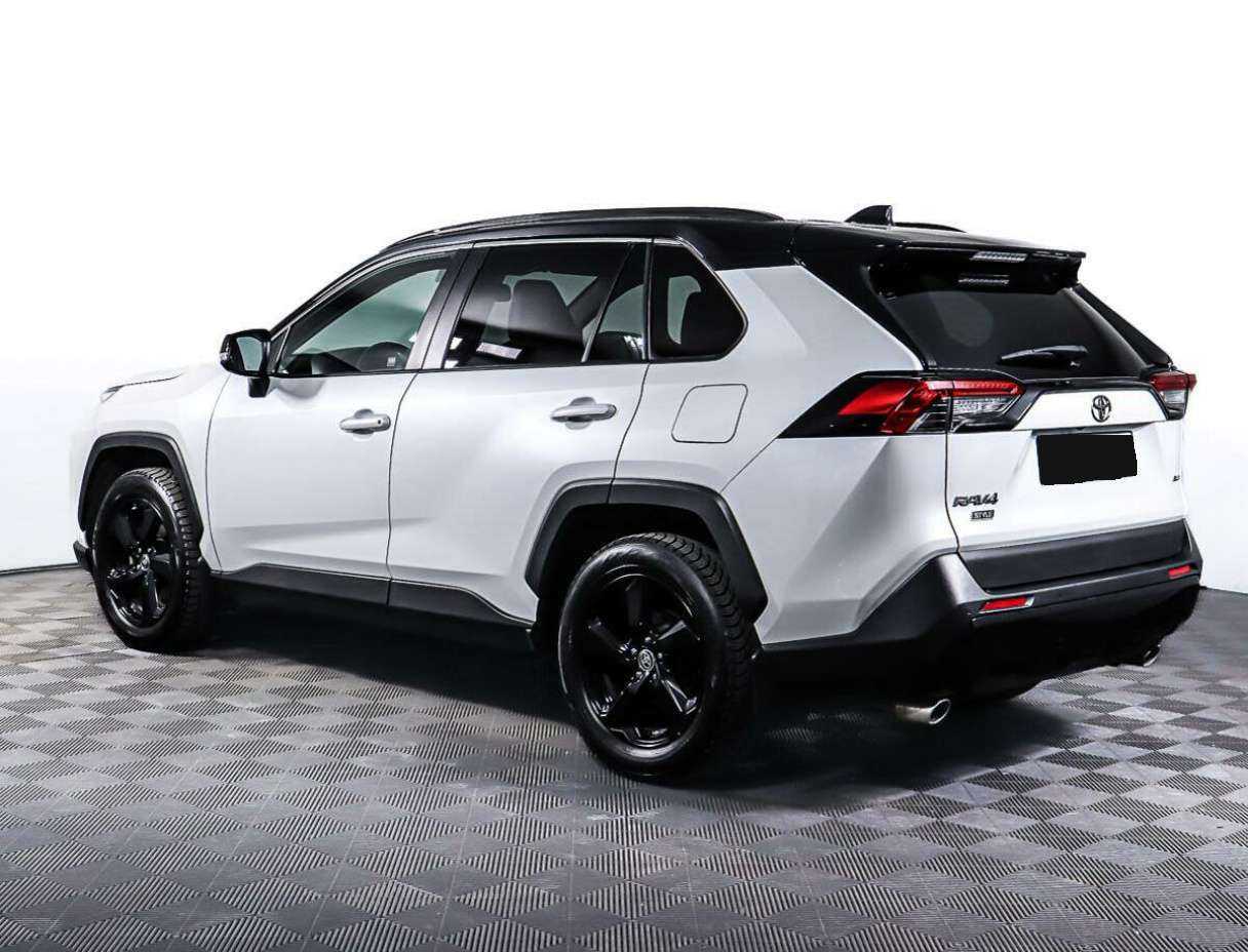 Купить Toyota RAV4 с пробегом. Фото: #6