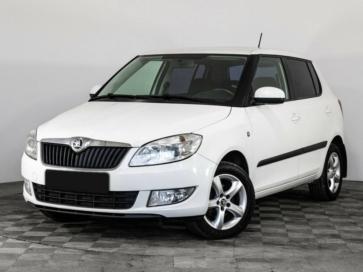 Купить Skoda Fabia с пробегом. Фото: #0
