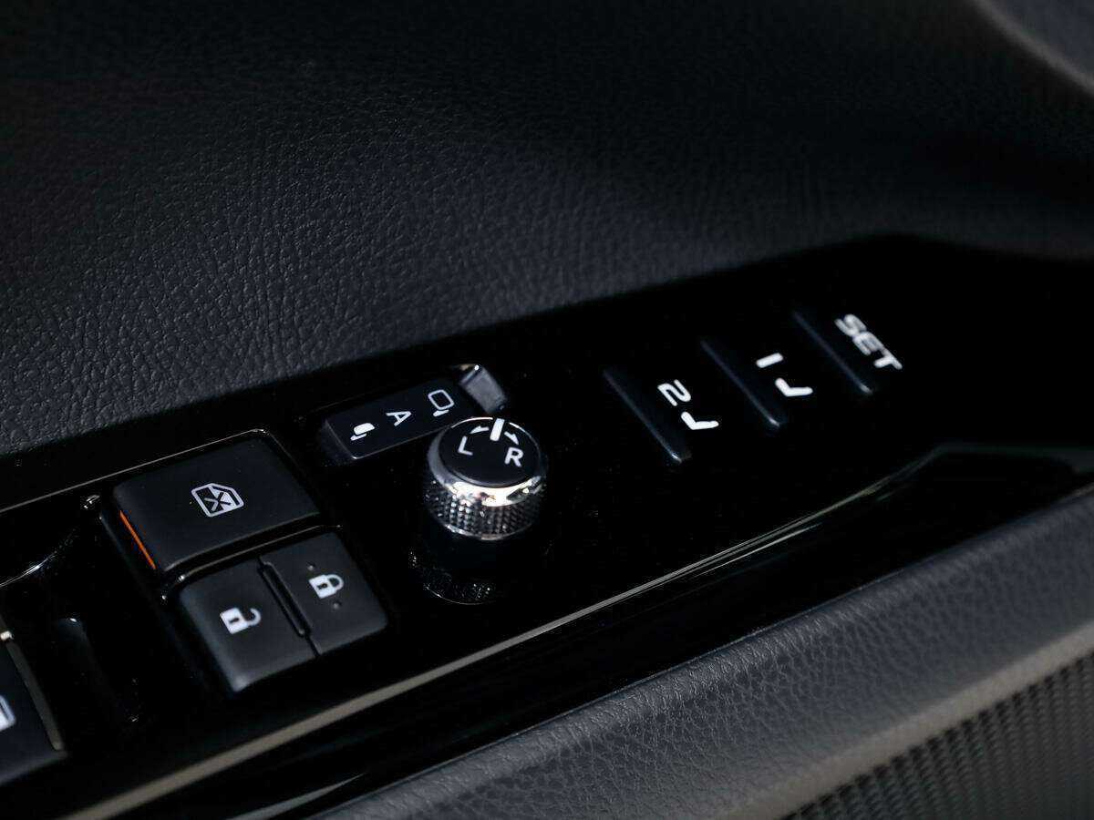 Купить Toyota Camry с пробегом. Фото: #15