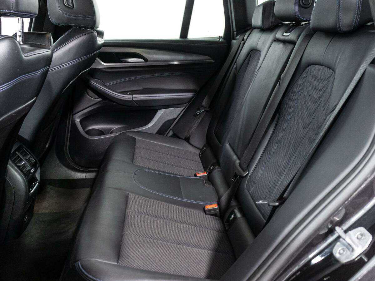 Купить BMW X3 с пробегом. Фото: #9