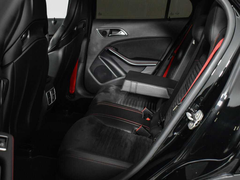 Купить Mercedes-Benz GLA AMG с пробегом. Фото: #15