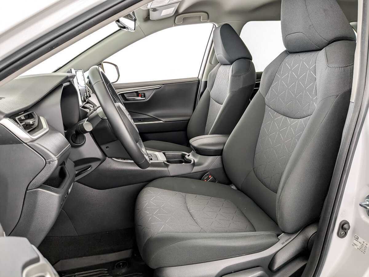 Купить Toyota RAV4 с пробегом. Фото: #19