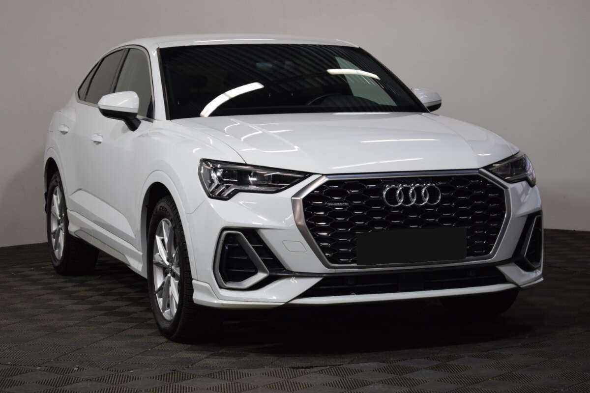 Купить Audi Q3 Sportback с пробегом. Фото: #2