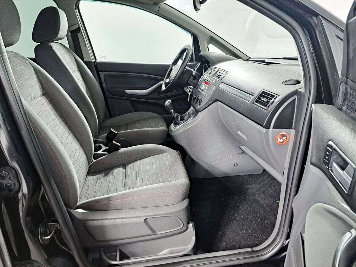 Купить Ford C-MAX с пробегом. Фото: #8