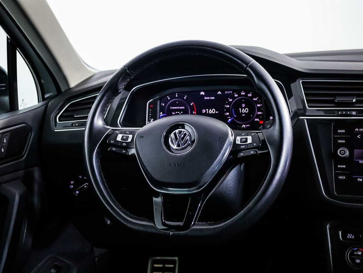 Купить Volkswagen Tiguan с пробегом. Фото: #9