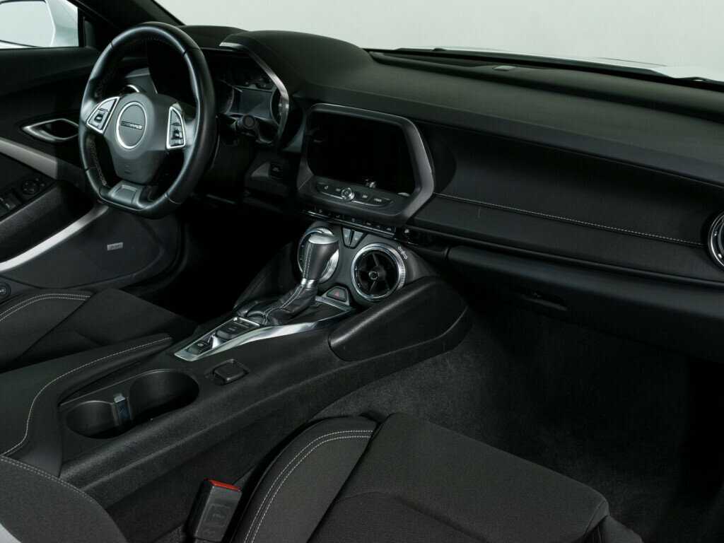 Купить Chevrolet Camaro с пробегом. Фото: #7