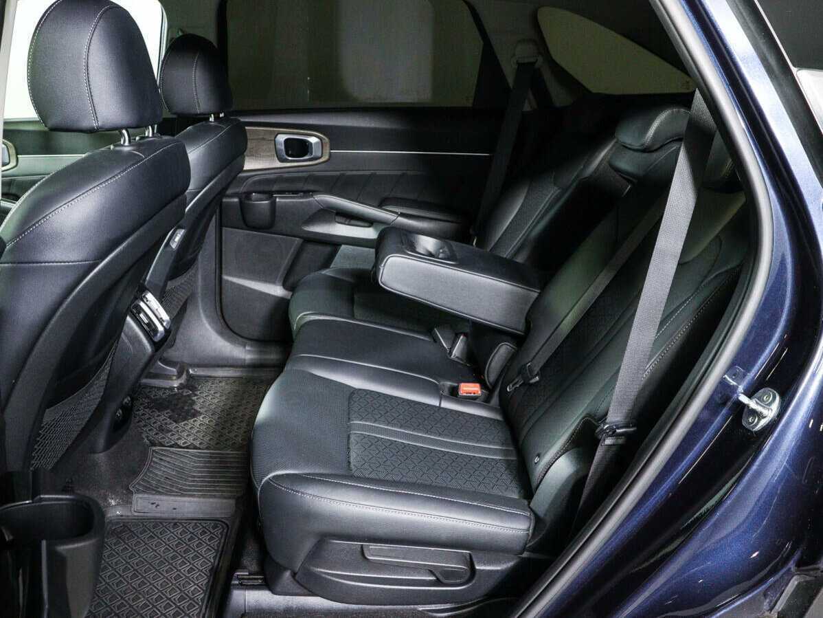 Купить Kia Sorento с пробегом. Фото: #9