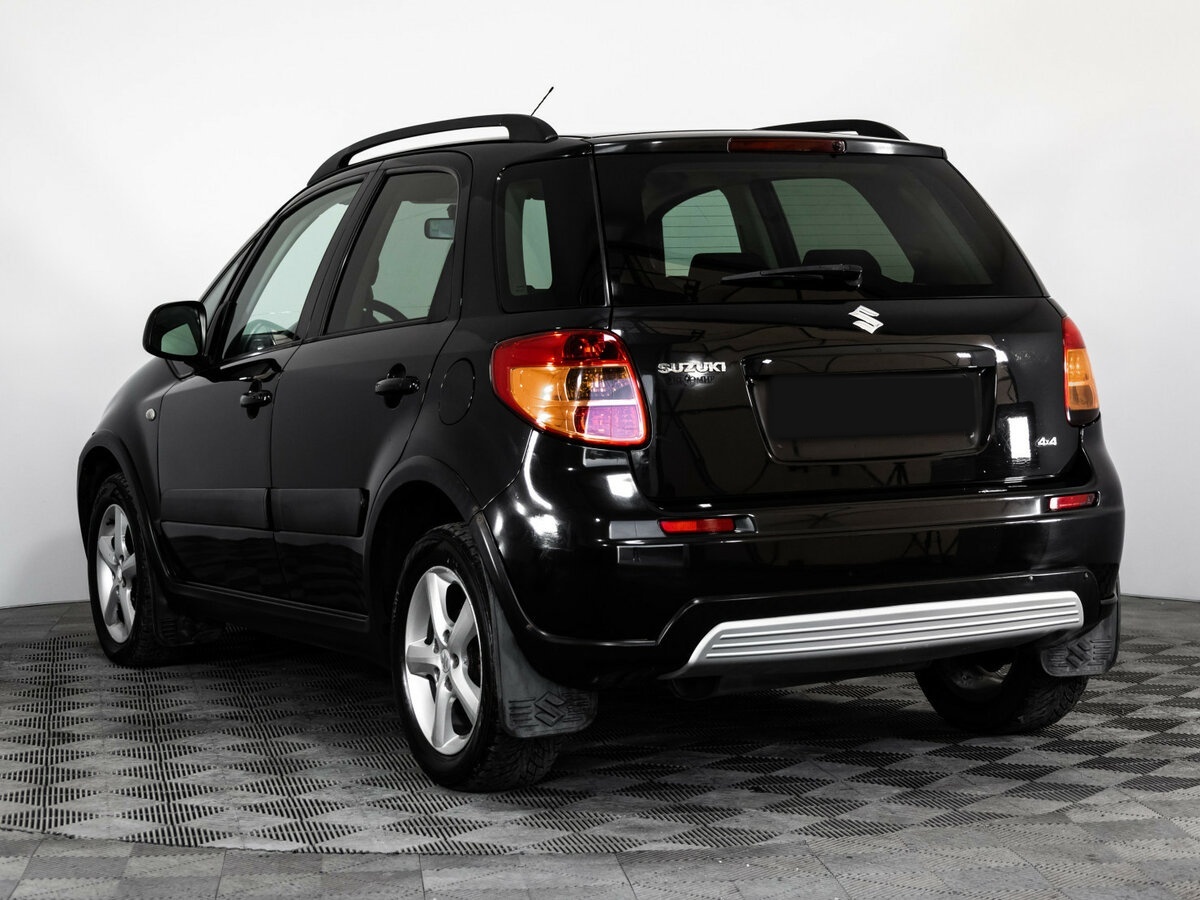 Купить Suzuki SX4 с пробегом. Фото: #5