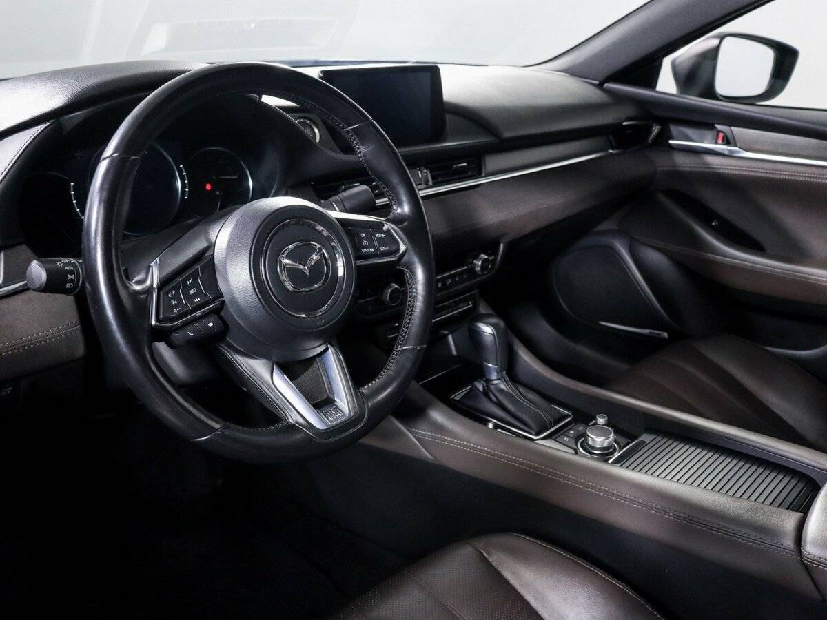 Купить Mazda 6 с пробегом. Фото: #13