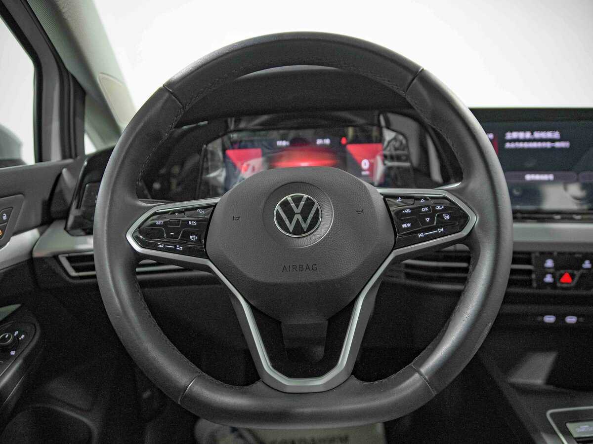 Купить Volkswagen Golf с пробегом. Фото: #6