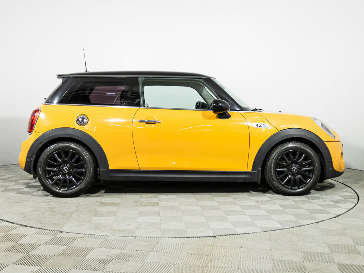 Купить Mini Hatch с пробегом. Фото: #3