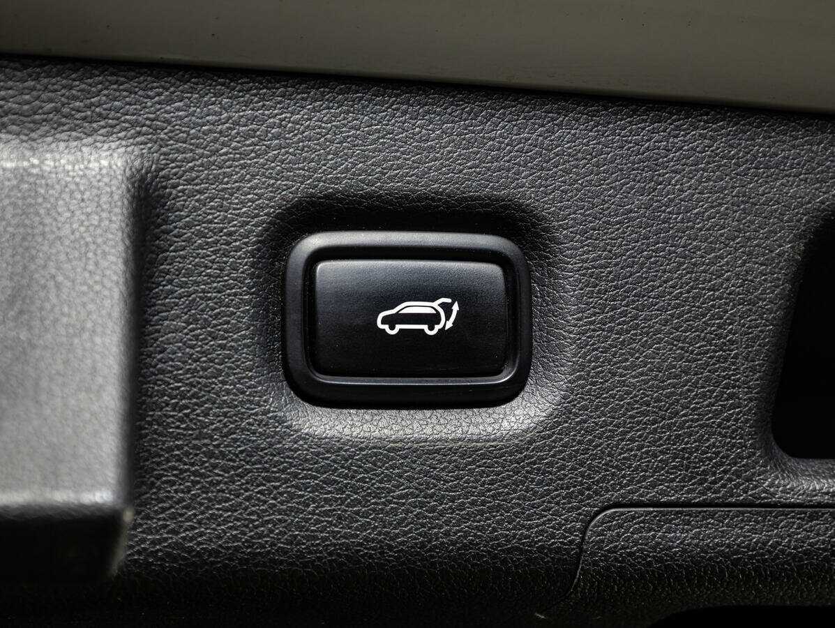 Купить Hyundai Santa Fe с пробегом. Фото: #21