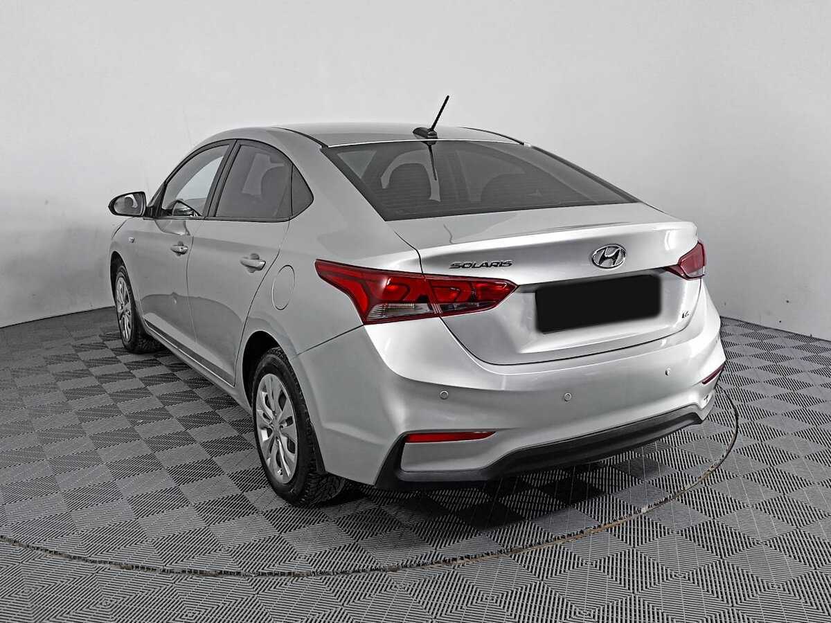 Купить Hyundai Solaris с пробегом. Фото: #5