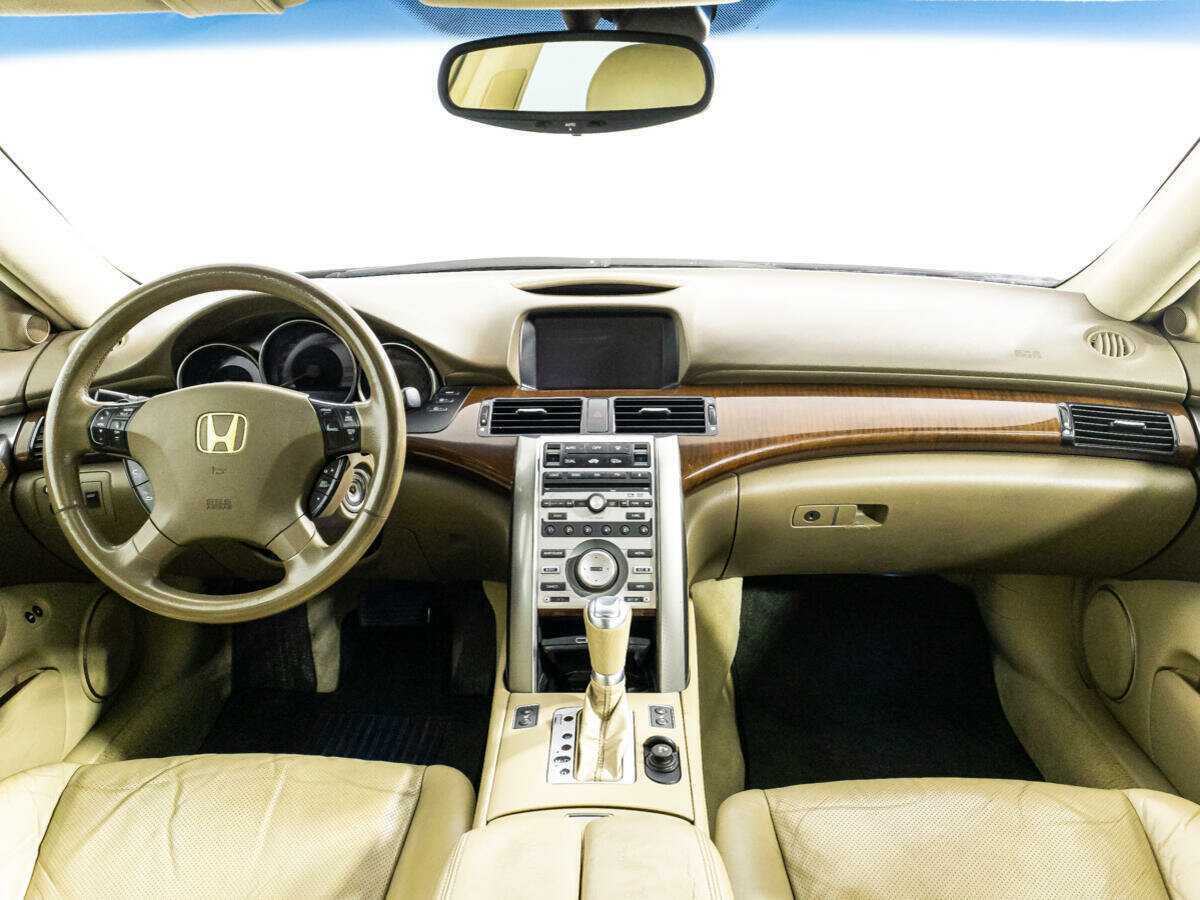 Купить Honda Legend с пробегом. Фото: #12