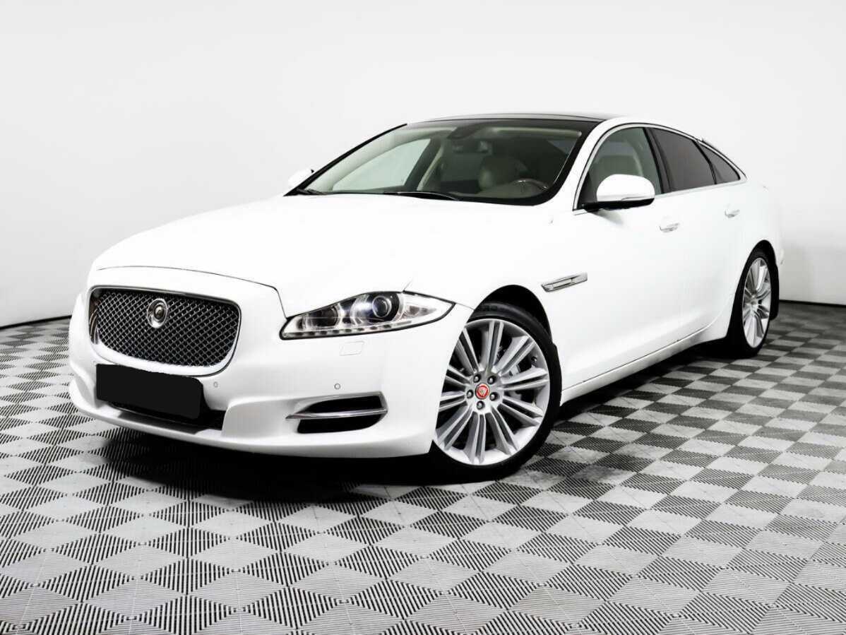 Купить Jaguar XJ с пробегом. Посмотреть фото