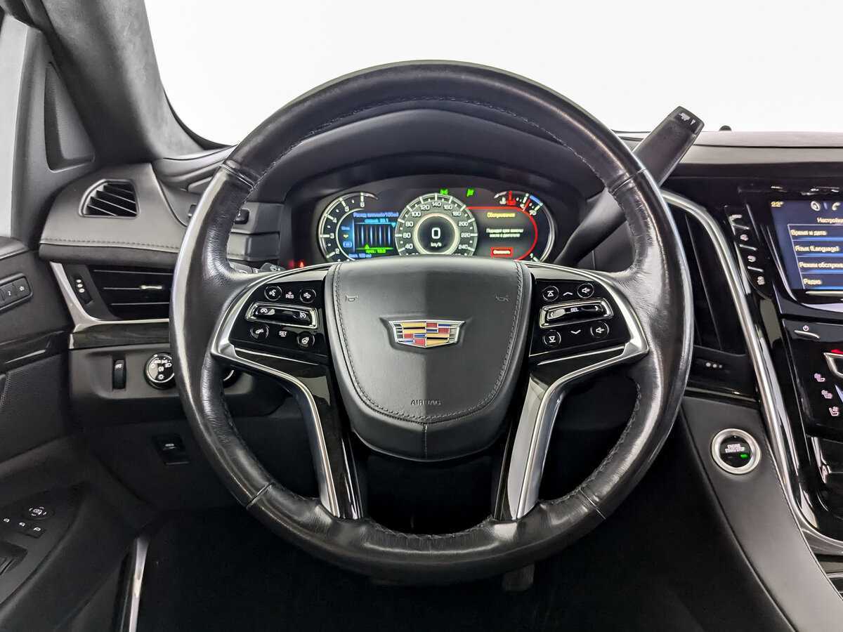 Купить Cadillac Escalade с пробегом. Фото: #17