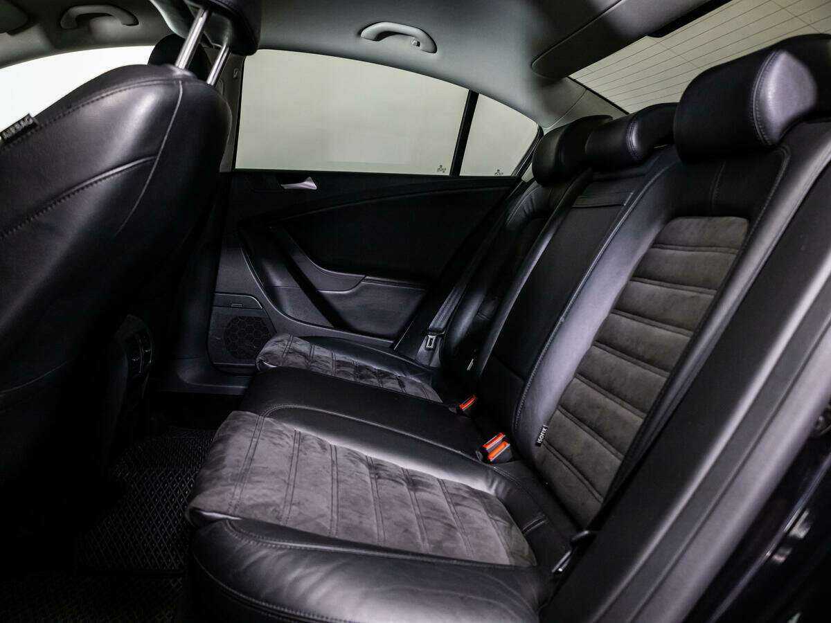 Купить Volkswagen Passat с пробегом. Фото: #7