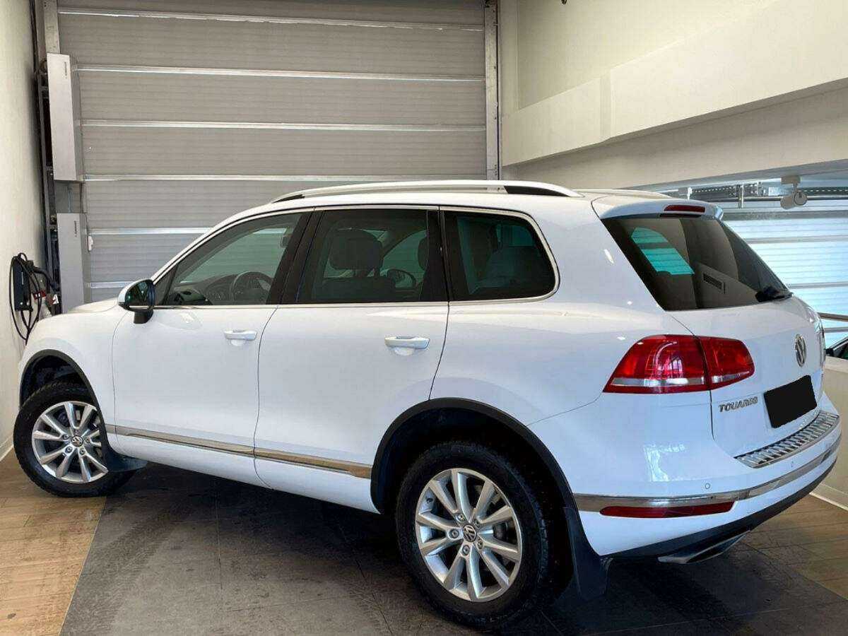 Купить Volkswagen Touareg с пробегом. Фото: #5