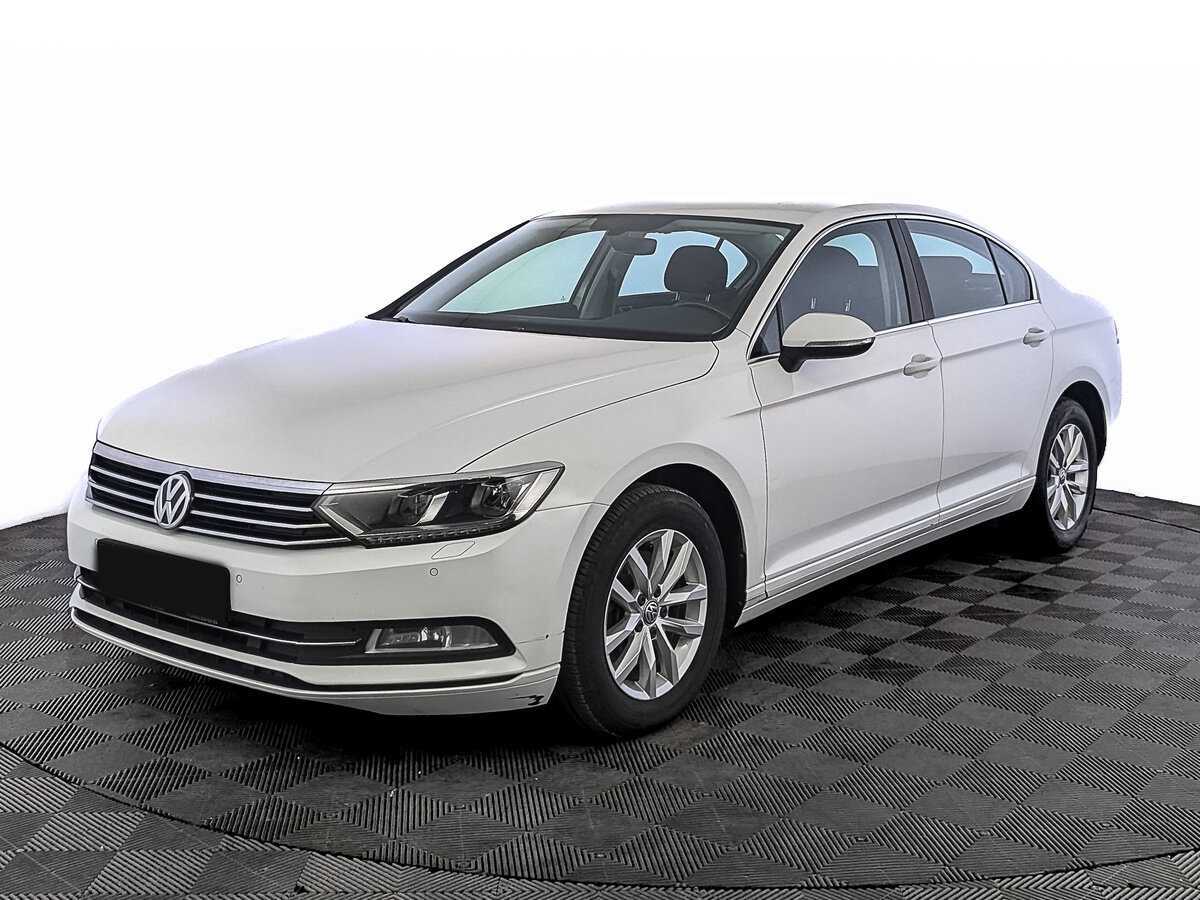 Купить Volkswagen Passat с пробегом. Посмотреть фото