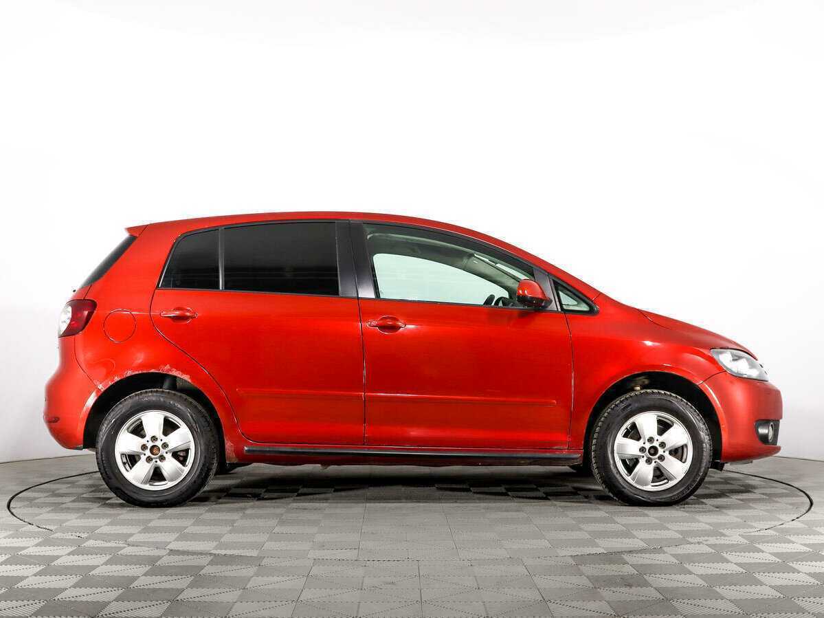 Купить Volkswagen Golf Plus с пробегом. Фото: #3