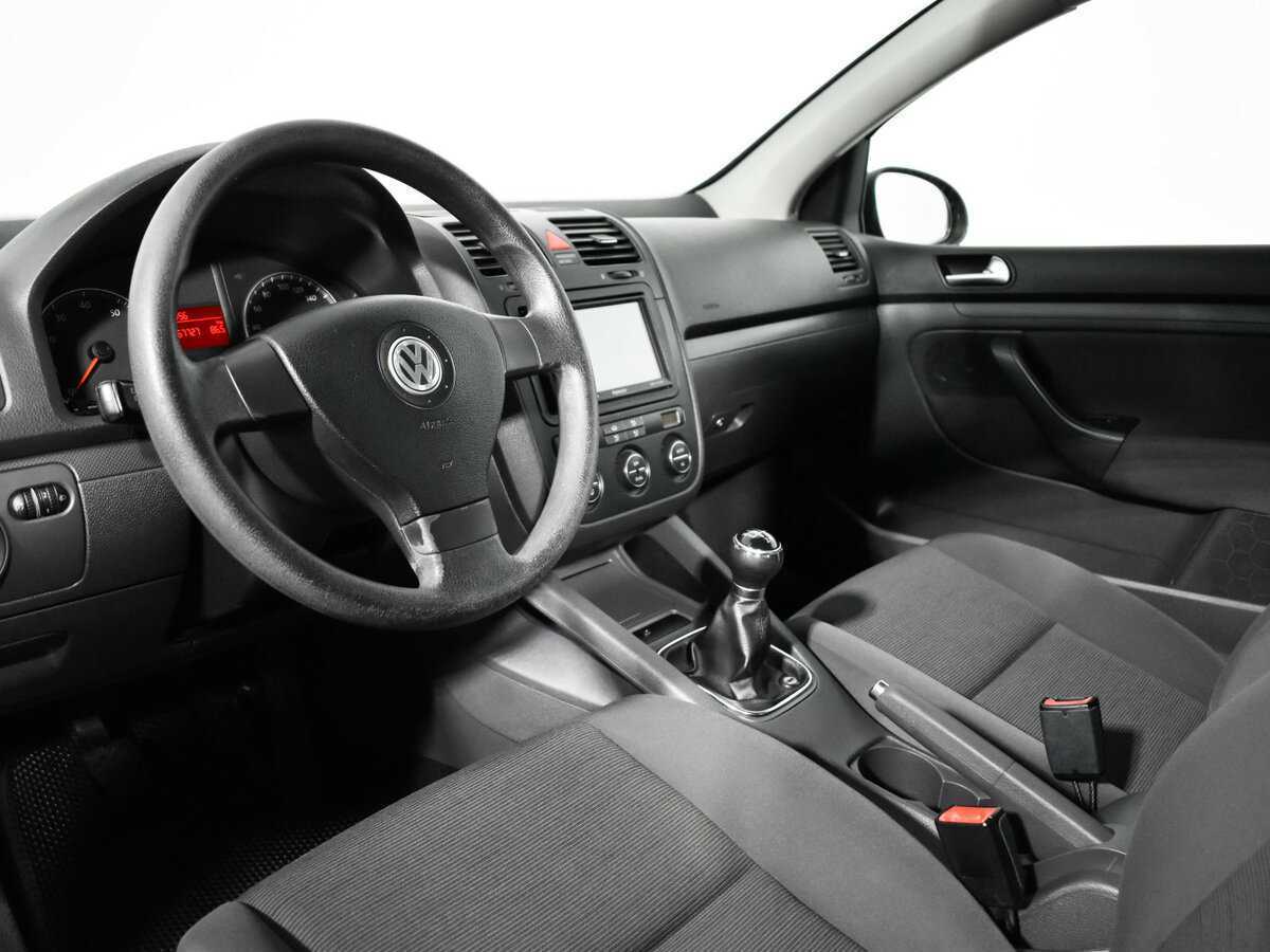 Купить Volkswagen Golf с пробегом. Фото: #12