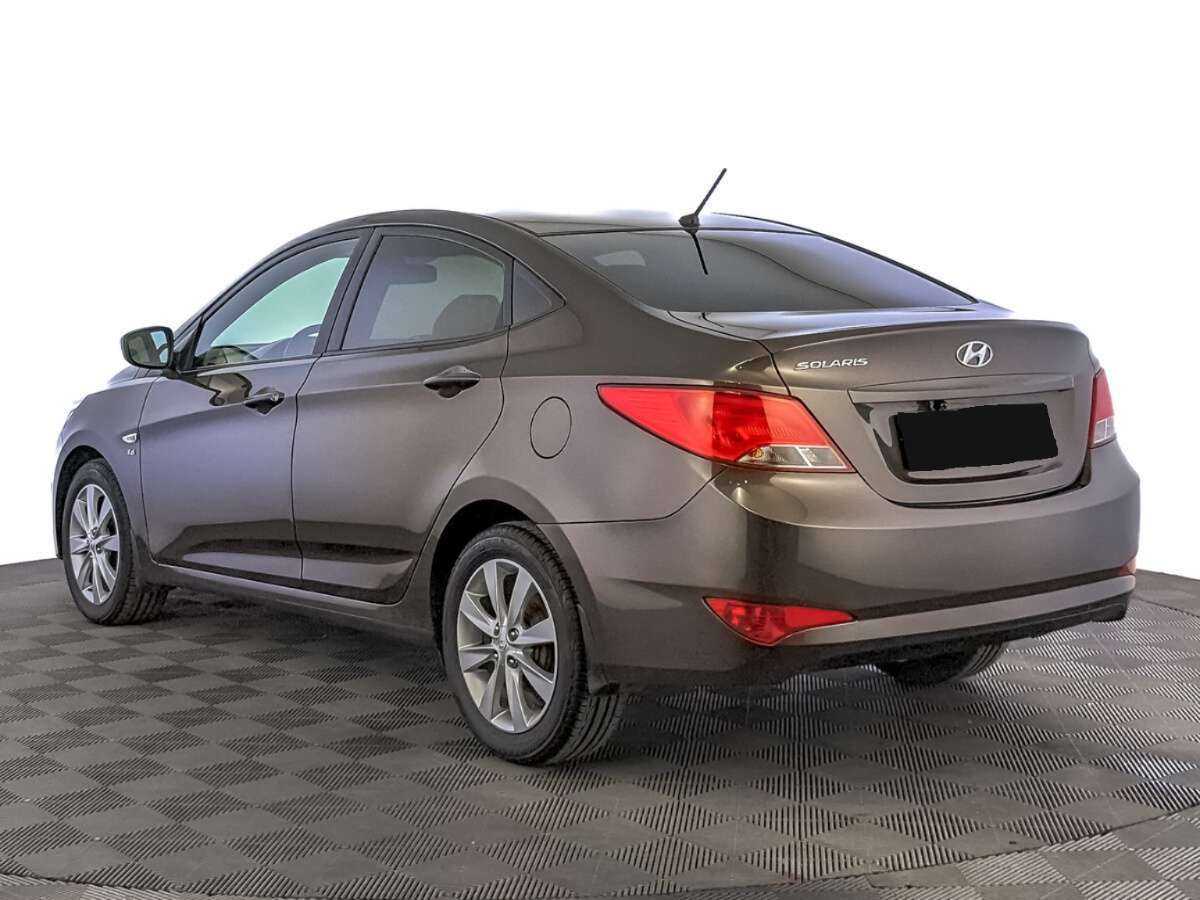 Купить Hyundai Solaris с пробегом. Фото: #5