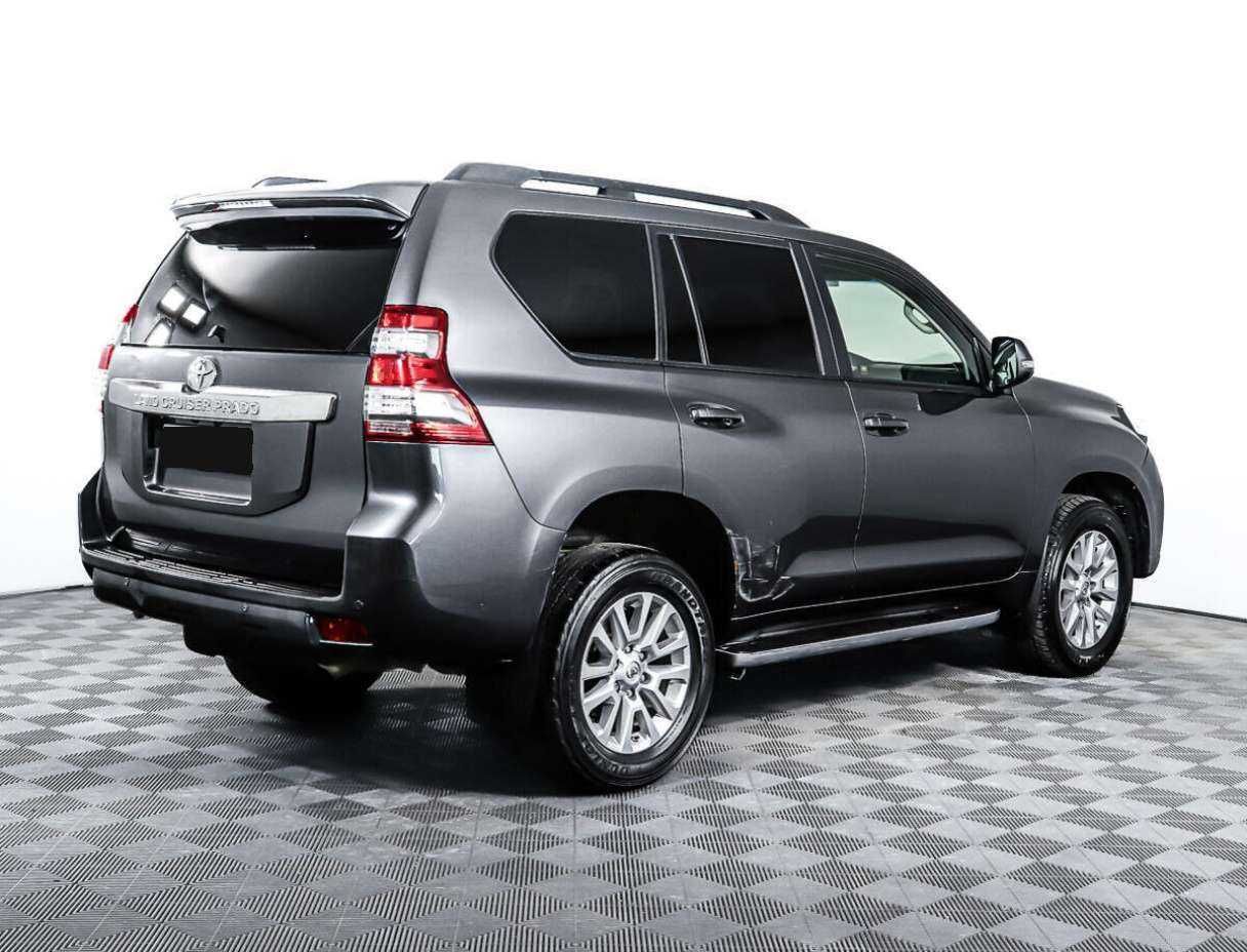 Купить Toyota Land Cruiser Prado с пробегом. Фото: #4